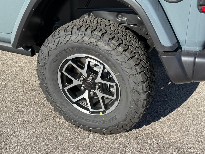 Jeep Wrangler Vehicle Image 05