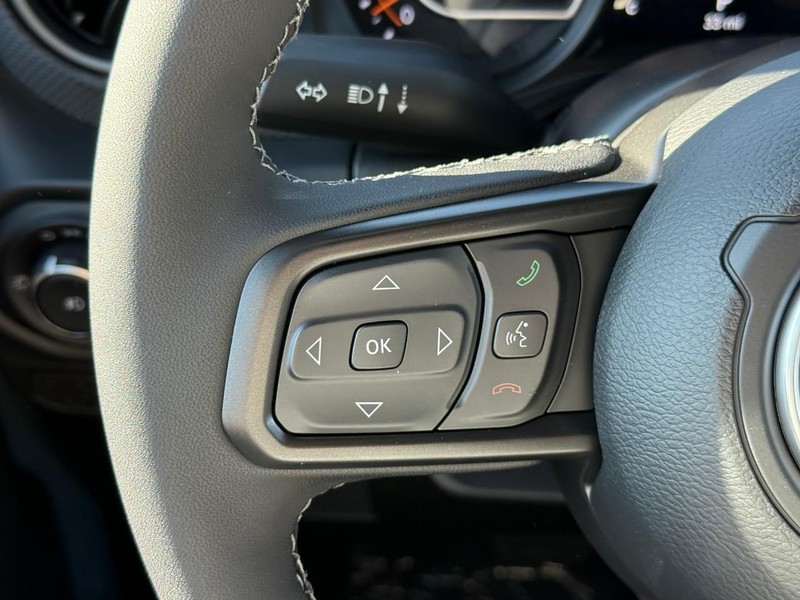 Jeep Wrangler Vehicle Image 16