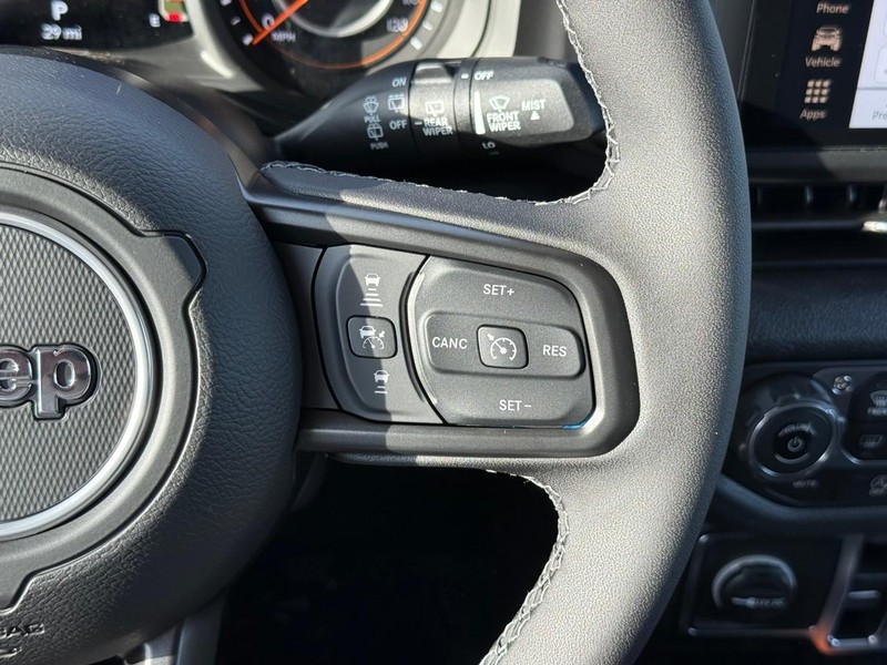 Jeep Wrangler Vehicle Image 17