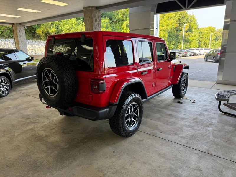 Jeep Wrangler Vehicle Image 03