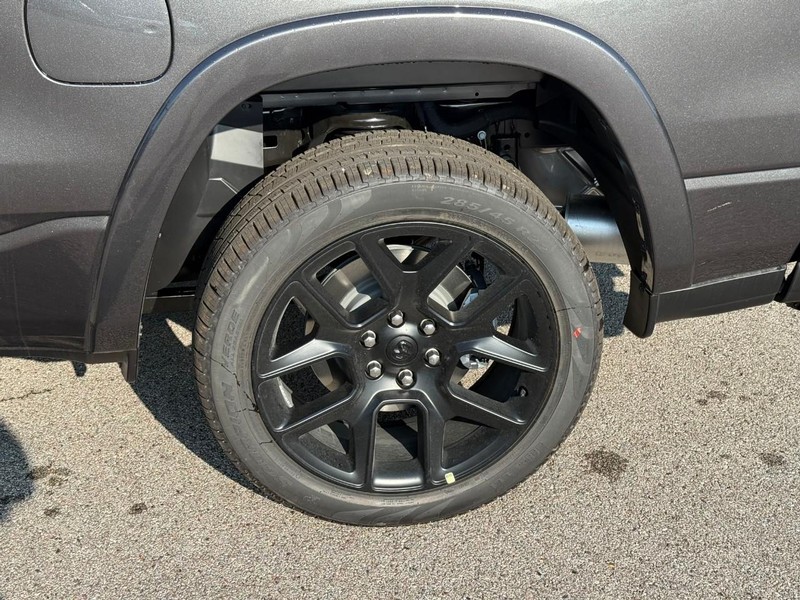Ram 1500 Vehicle Image 05