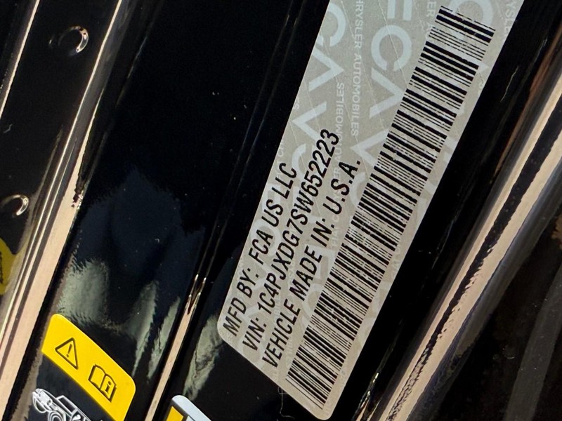Jeep Wrangler Vehicle Image 20