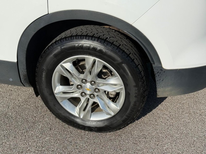 Chevrolet Blazer Vehicle Image 05