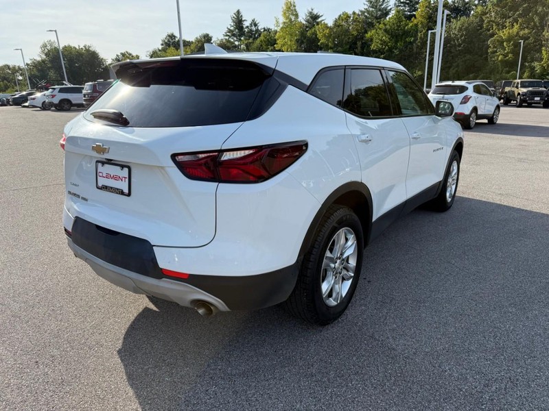 Chevrolet Blazer Vehicle Image 09
