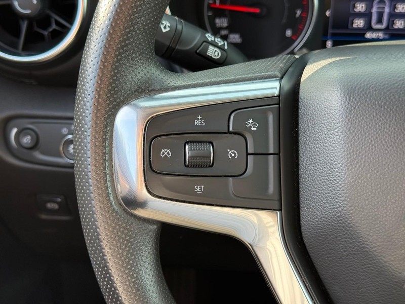 Chevrolet Blazer Vehicle Image 22
