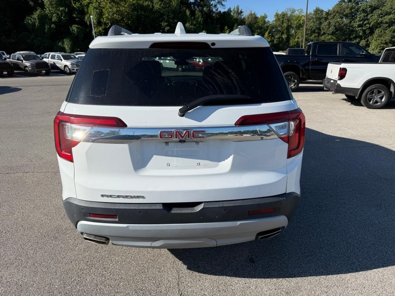 GMC Acadia Vehicle Image 09