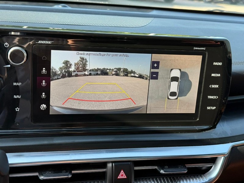 Kia K5 Vehicle Image 26