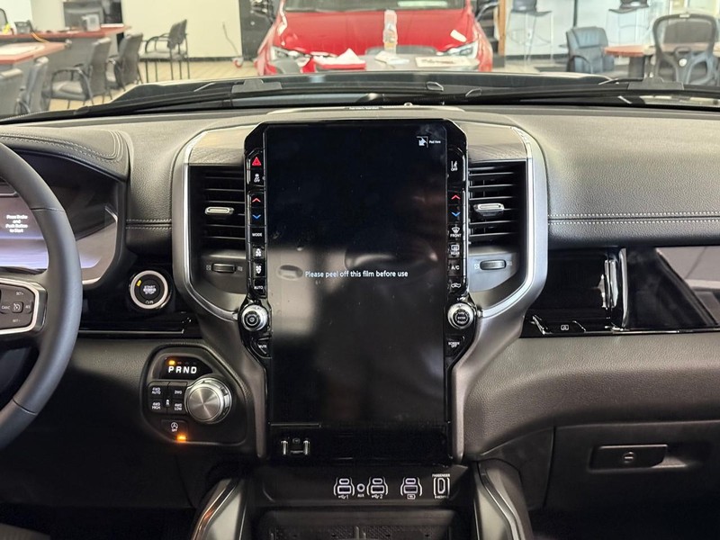 Ram 1500 Vehicle Image 11