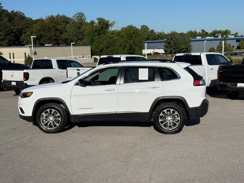 Jeep Cherokee Vehicle Image 03