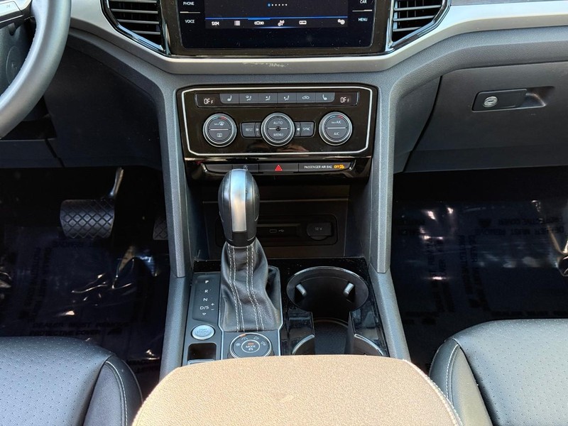 Volkswagen Atlas Vehicle Image 18