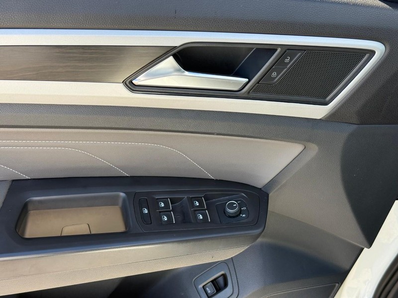 Volkswagen Atlas Vehicle Image 19