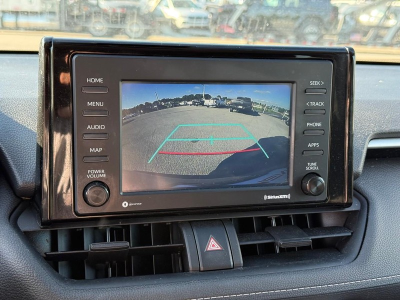 Toyota RAV4 Vehicle Image 26
