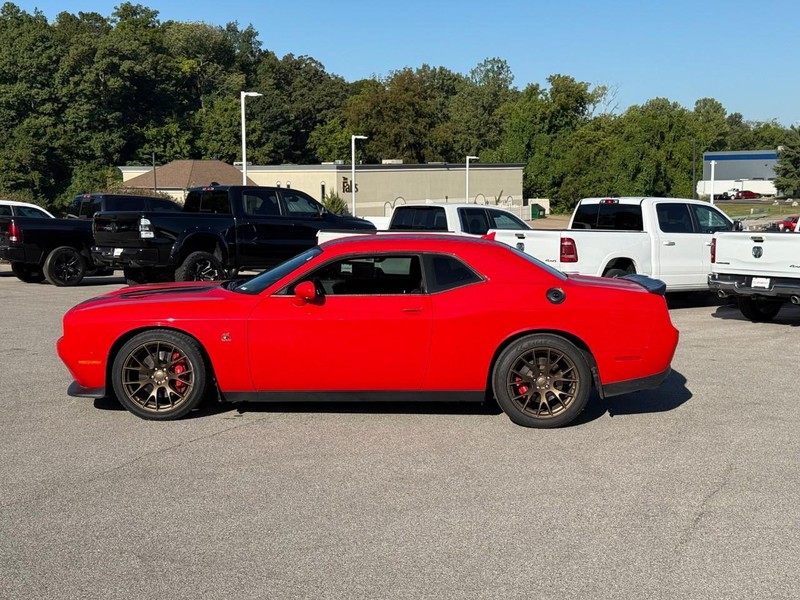 Dodge Challenger Vehicle Image 03