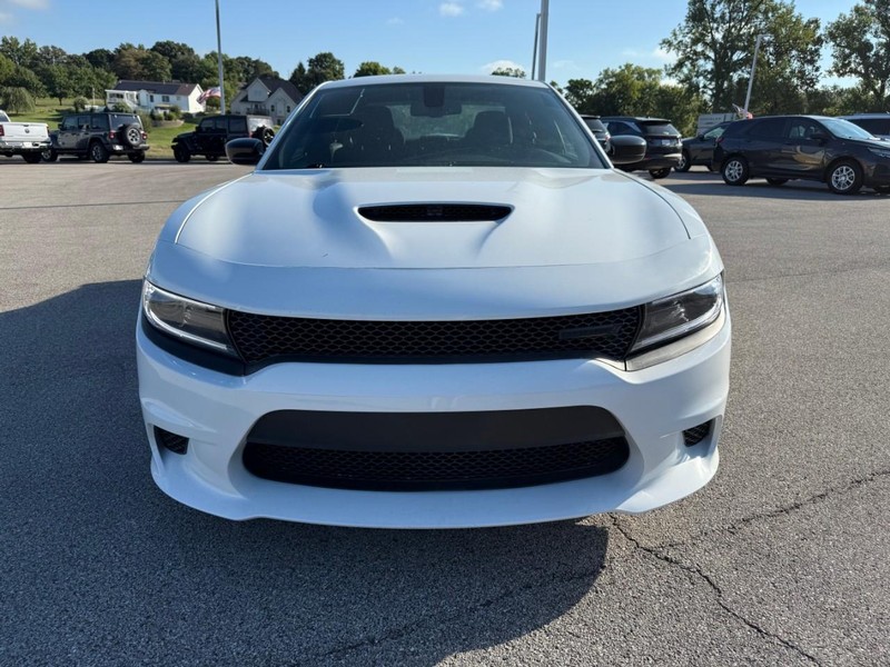 Dodge Charger Vehicle Image 11