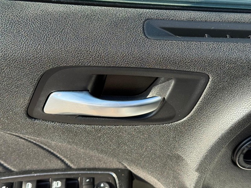 Dodge Charger Vehicle Image 19