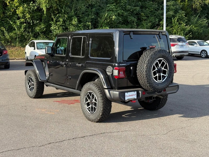 Jeep Wrangler Vehicle Image 04