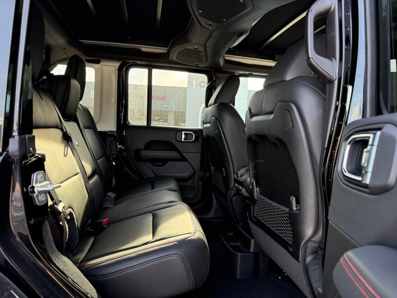 Jeep Wrangler Vehicle Image 07