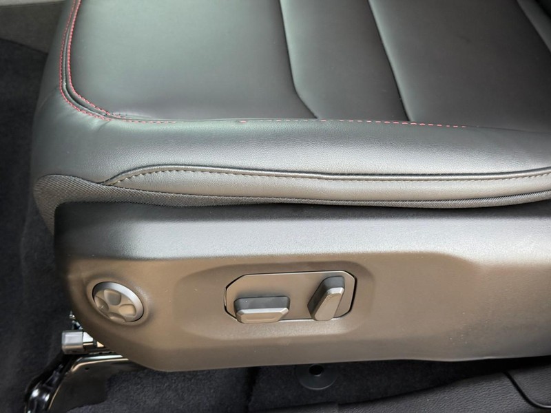 Jeep Wrangler Vehicle Image 15
