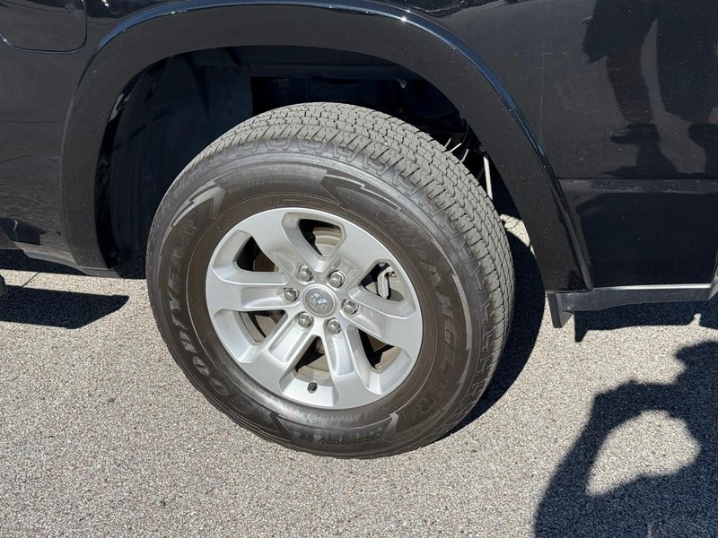 Ram 1500 Vehicle Image 05