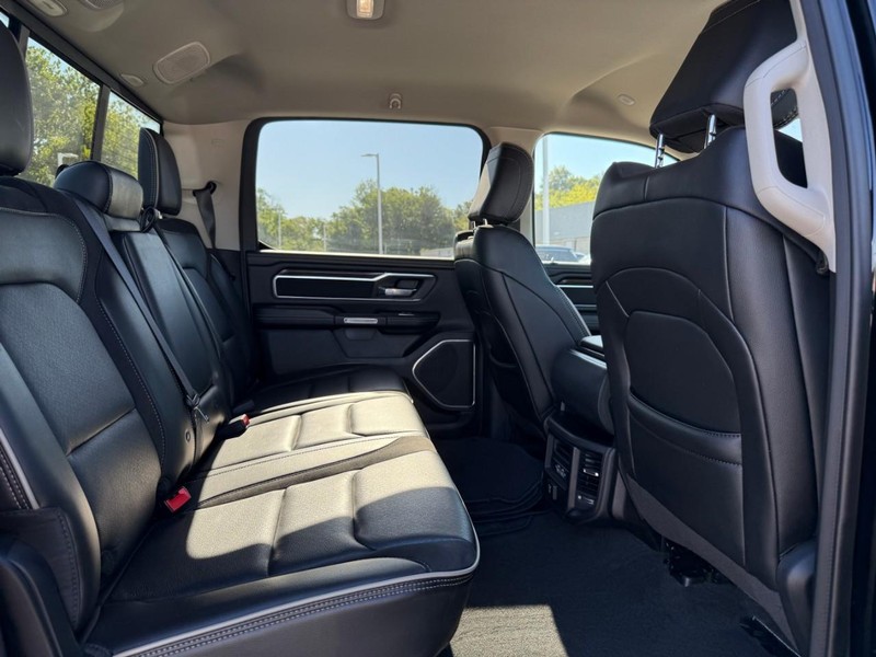Ram 1500 Vehicle Image 14