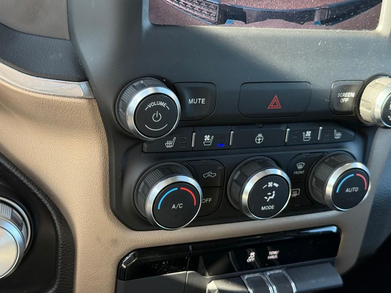 Ram 1500 Vehicle Image 26
