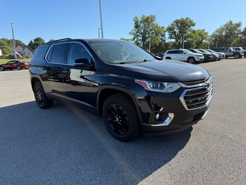 Chevrolet Traverse Vehicle Image 12