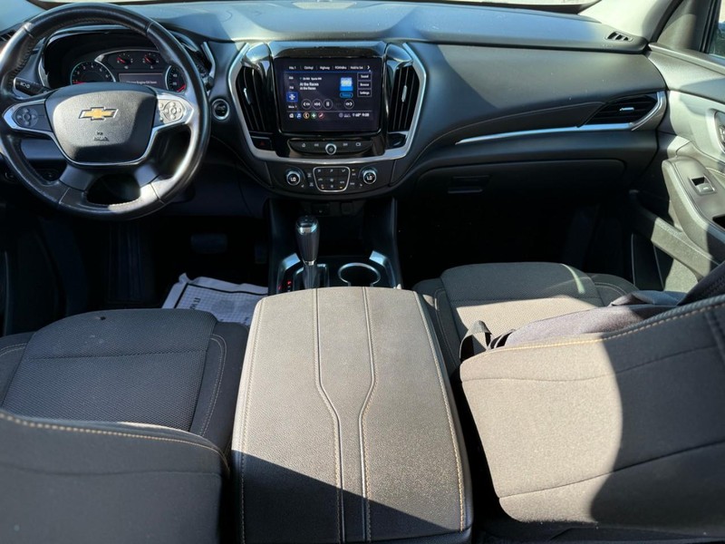Chevrolet Traverse Vehicle Image 15