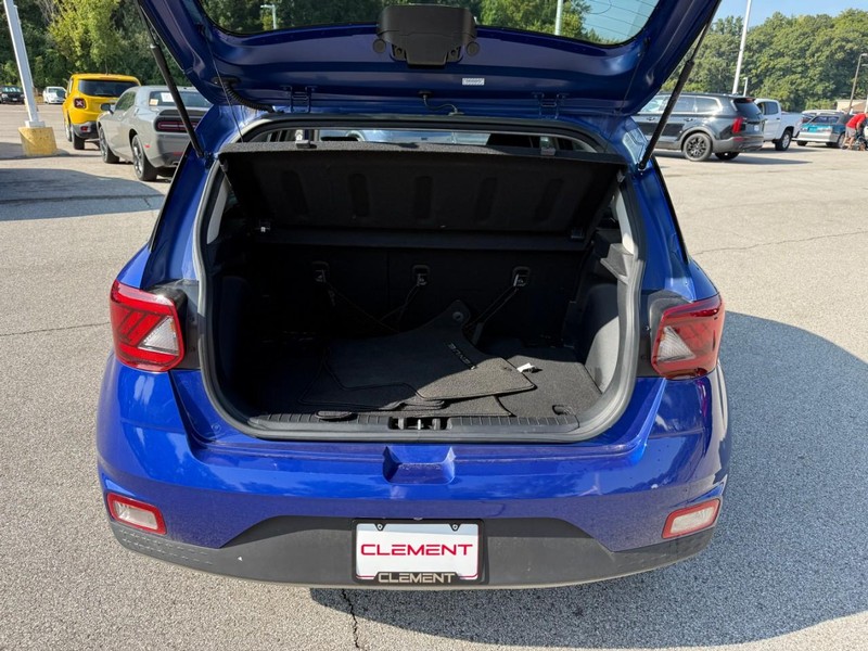 Hyundai Venue Vehicle Image 07