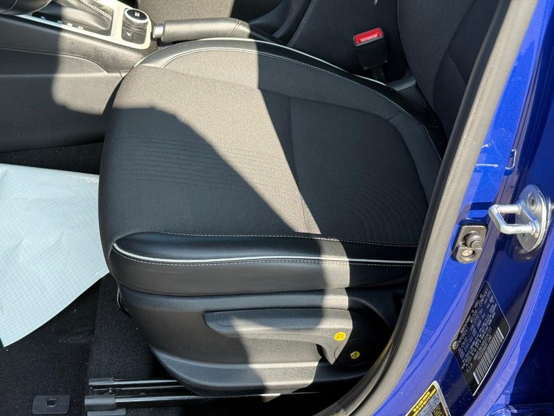 Hyundai Venue Vehicle Image 20