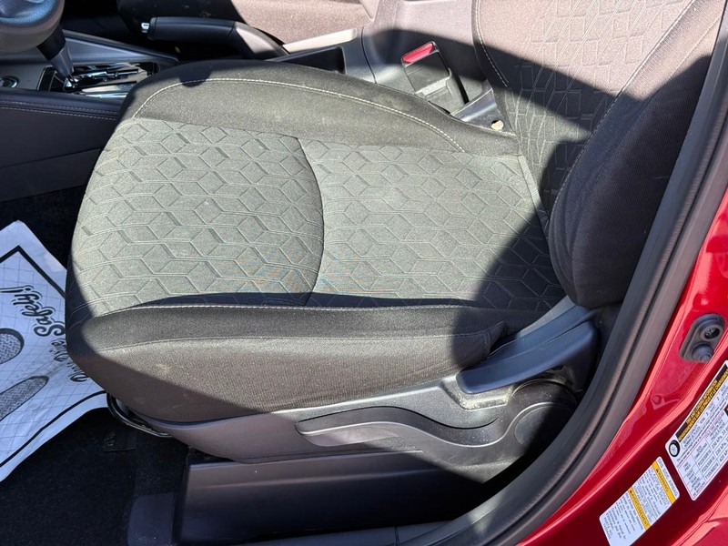 Mitsubishi Outlander Sport Vehicle Image 22