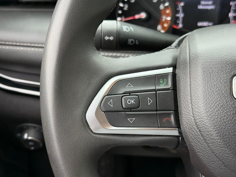 Jeep Compass Vehicle Image 23