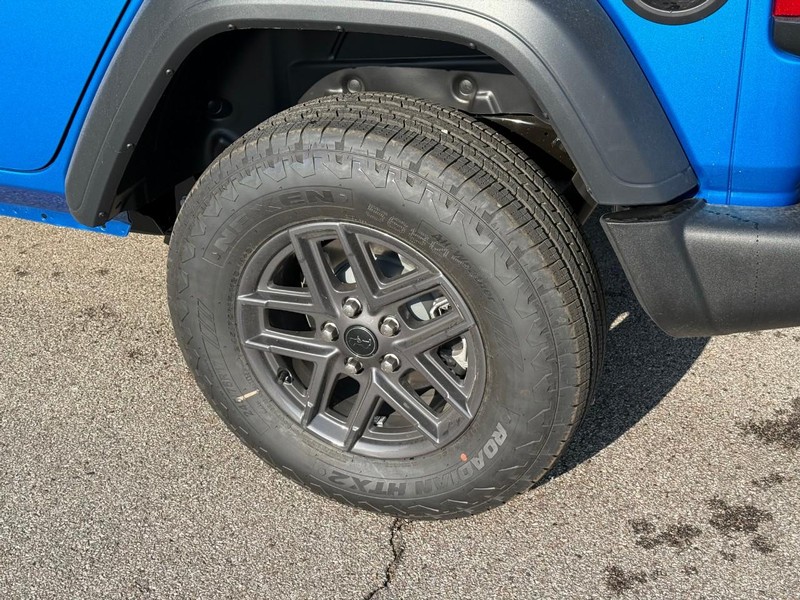 Jeep Wrangler Vehicle Image 05