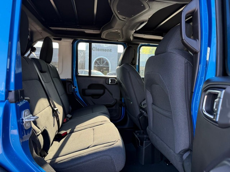 Jeep Wrangler Vehicle Image 07