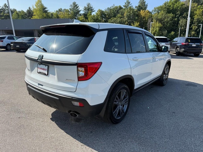 Honda Passport Vehicle Image 11