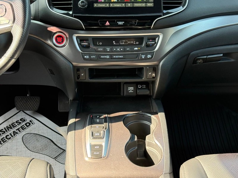 Honda Passport Vehicle Image 18