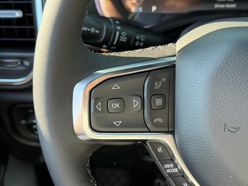 Ram 1500 Vehicle Image 17