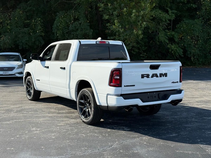 Ram 1500 Vehicle Image 04