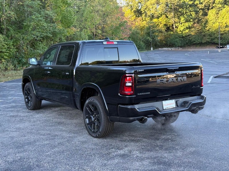 Ram 1500 Vehicle Image 04
