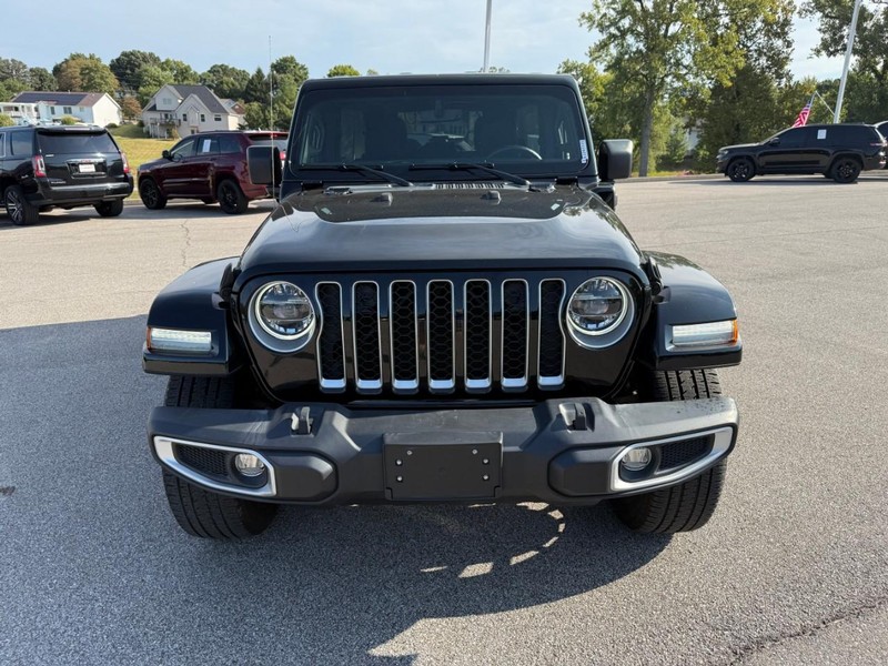 Jeep Wrangler 4xe Vehicle Image 12