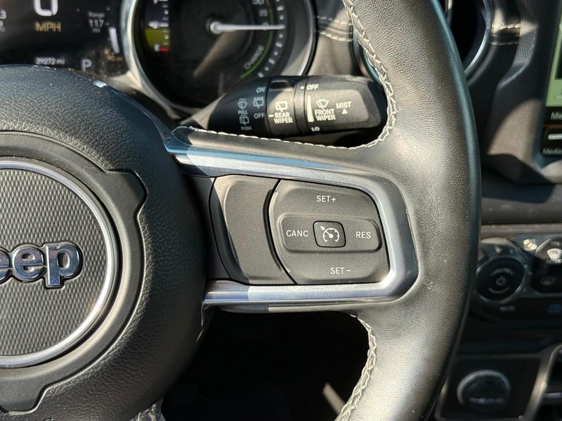 Jeep Wrangler 4xe Vehicle Image 17