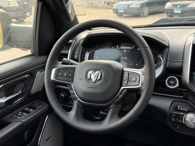 Ram 1500 Vehicle Image 09