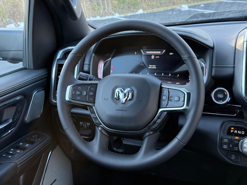 Ram 1500 Vehicle Image 09