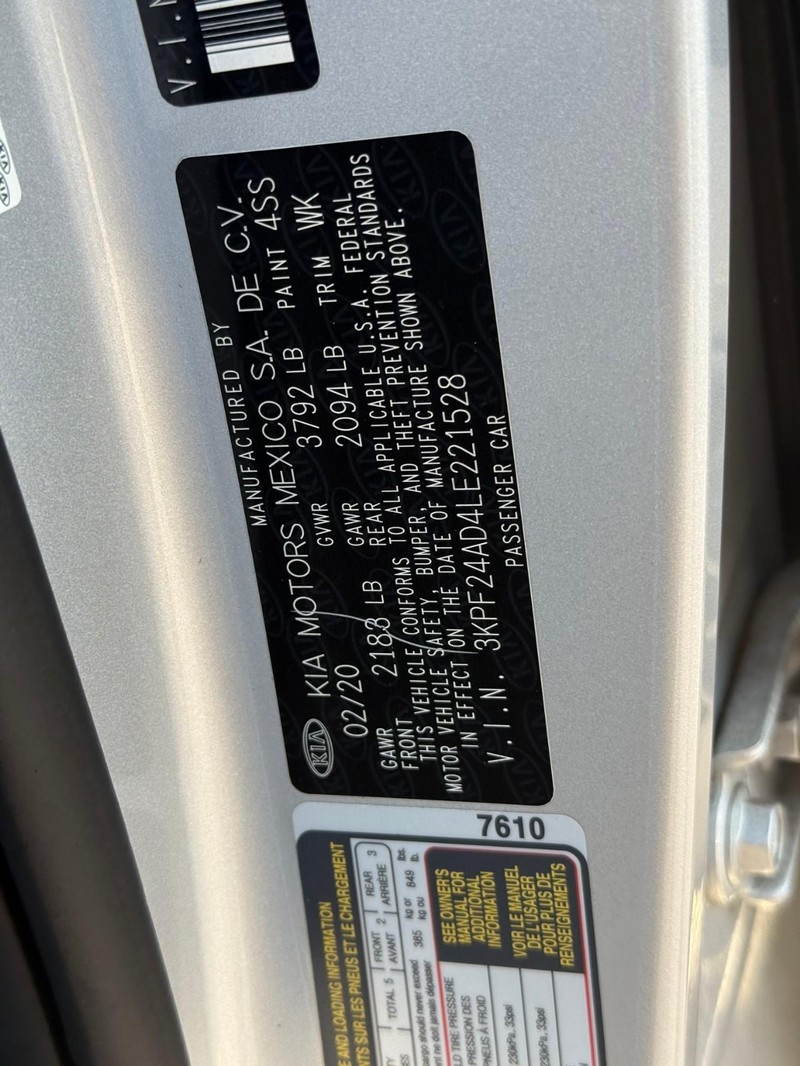 Kia Forte Vehicle Image 26