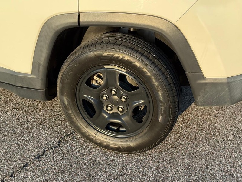 Jeep Compass Vehicle Image 05