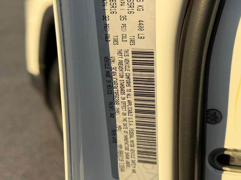Jeep Compass Vehicle Image 27
