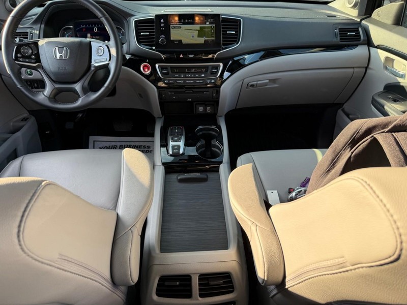 Honda Pilot Vehicle Image 16