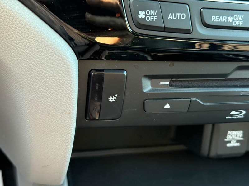 Honda Pilot Vehicle Image 26