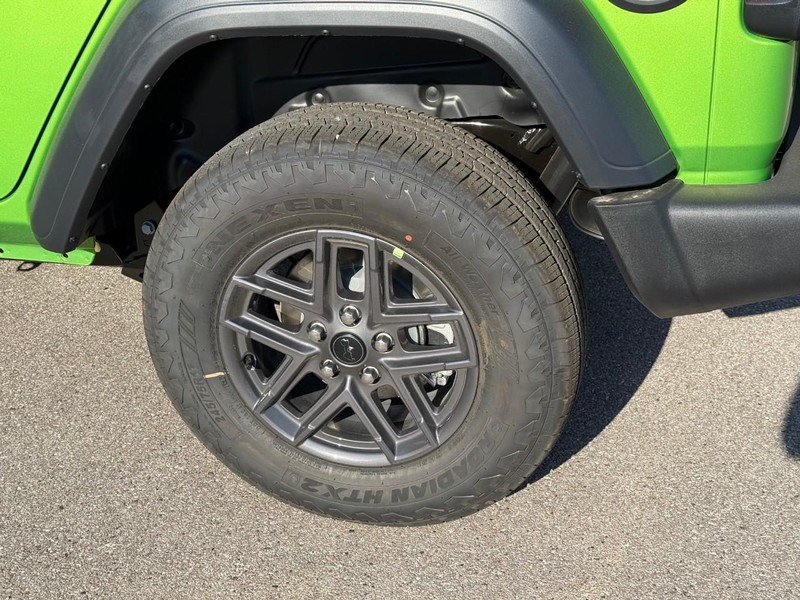 Jeep Wrangler Vehicle Image 05