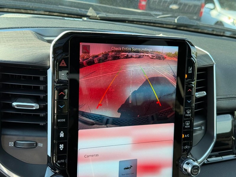 Ram 1500 Vehicle Image 19