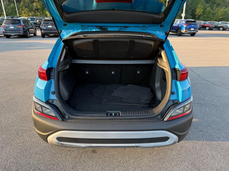 Hyundai Kona Vehicle Image 07